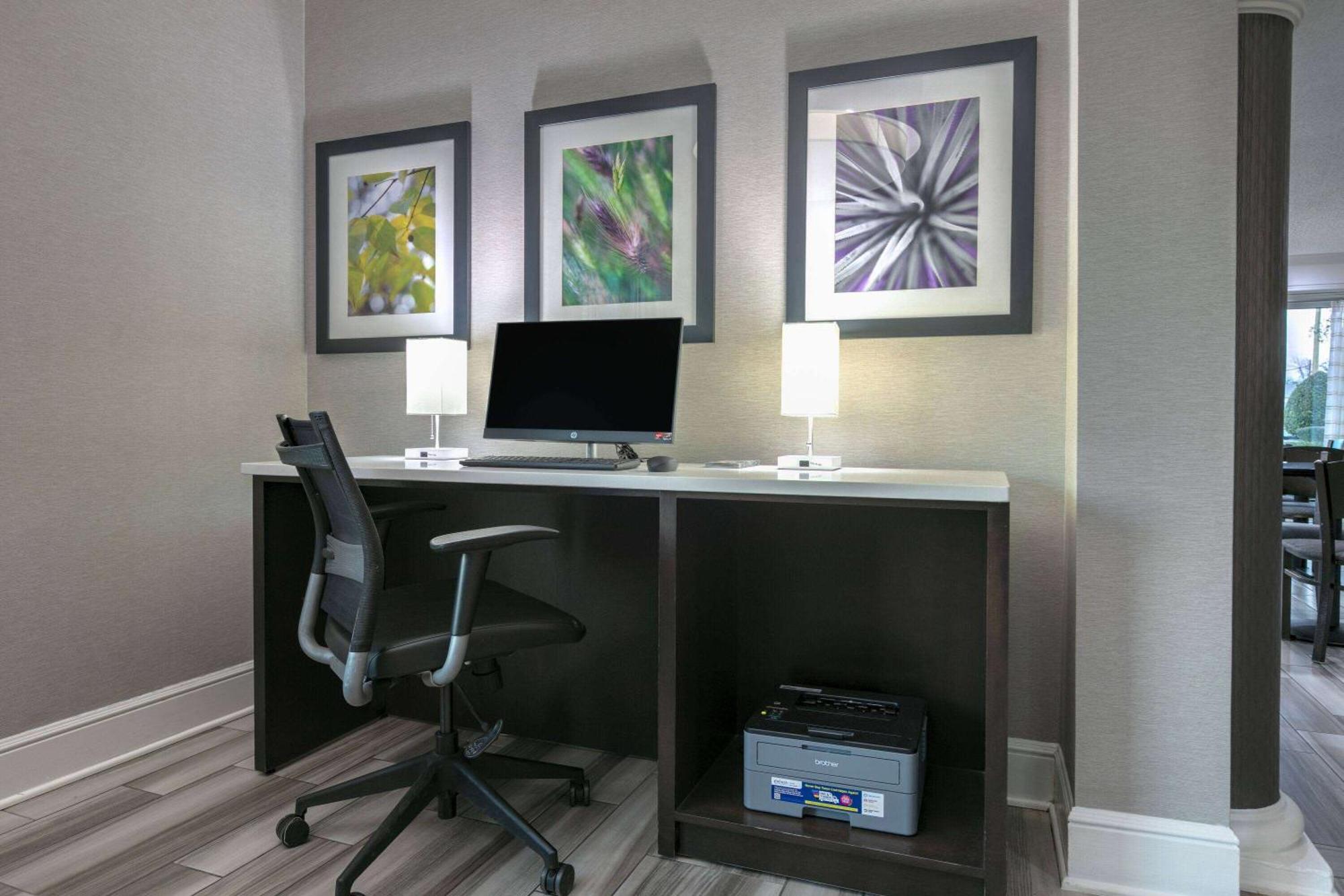 La Quinta Inn By Wyndham Dallas Uptown Esterno foto