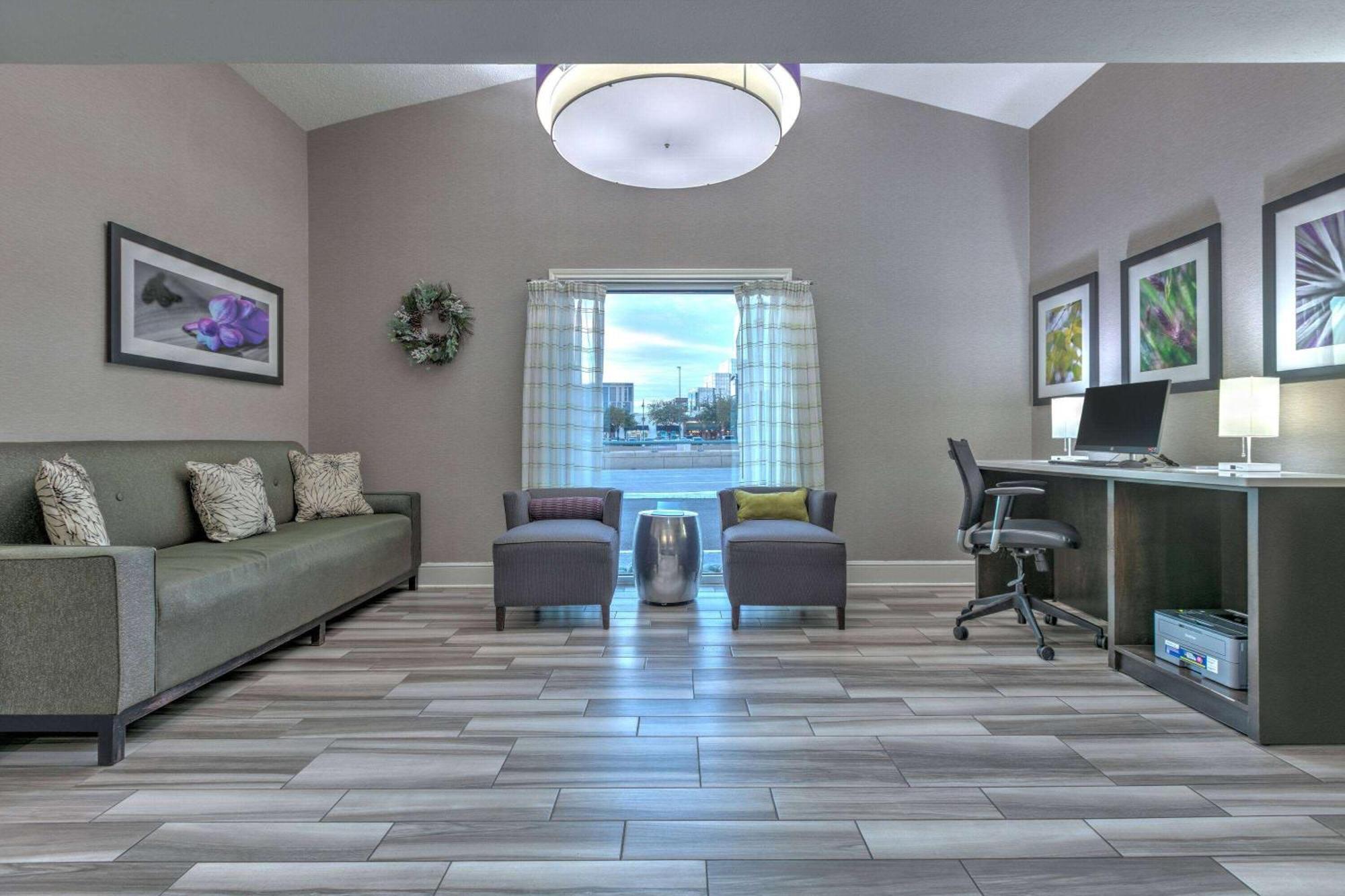 La Quinta Inn By Wyndham Dallas Uptown Esterno foto