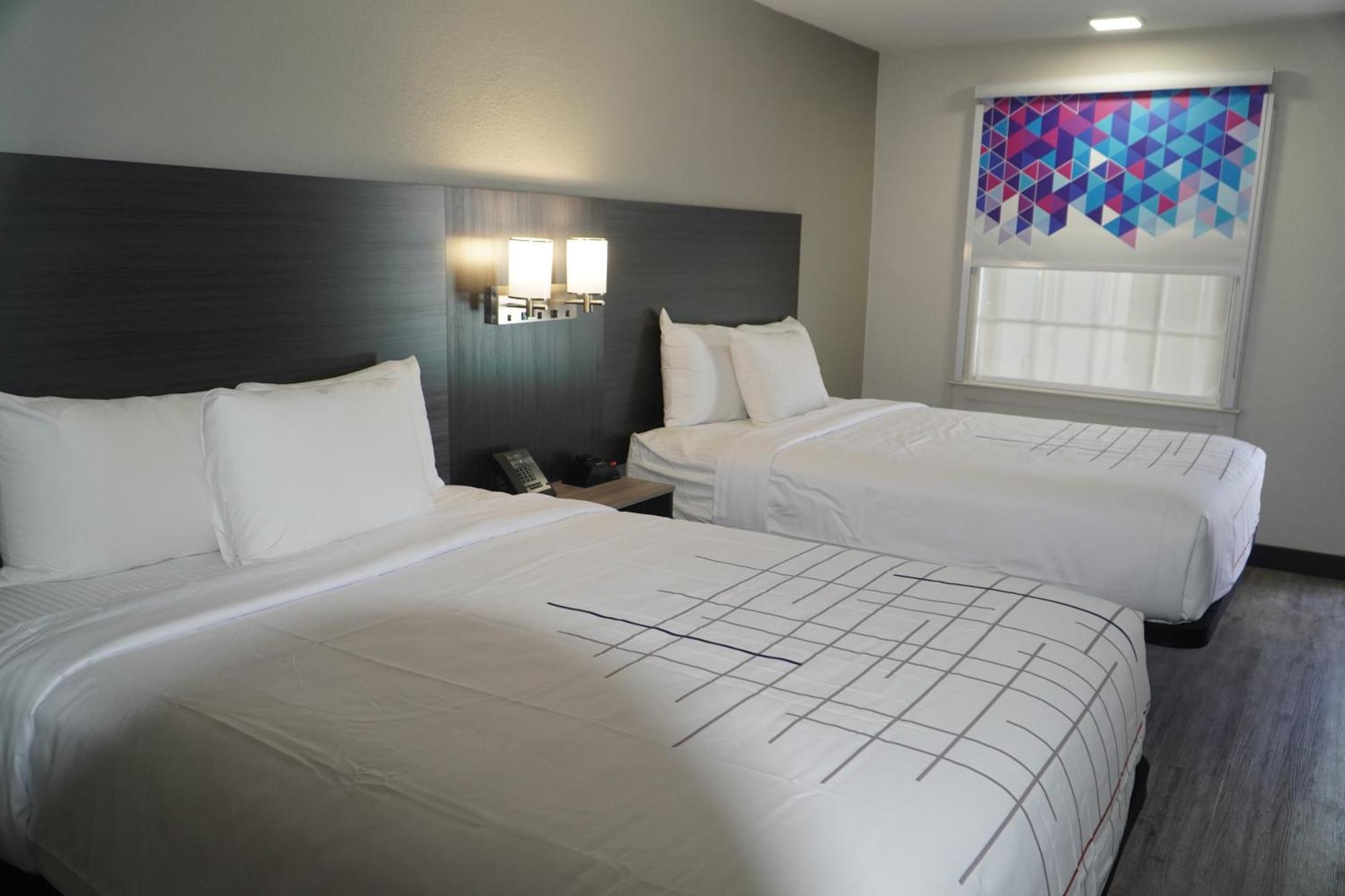 La Quinta Inn By Wyndham Dallas Uptown Esterno foto