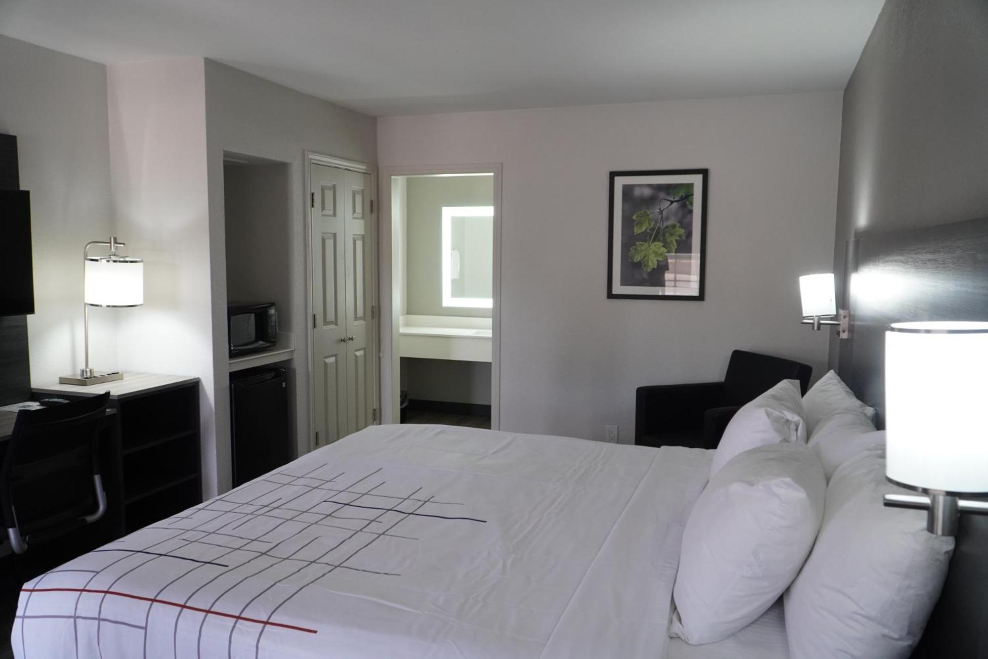 La Quinta Inn By Wyndham Dallas Uptown Esterno foto