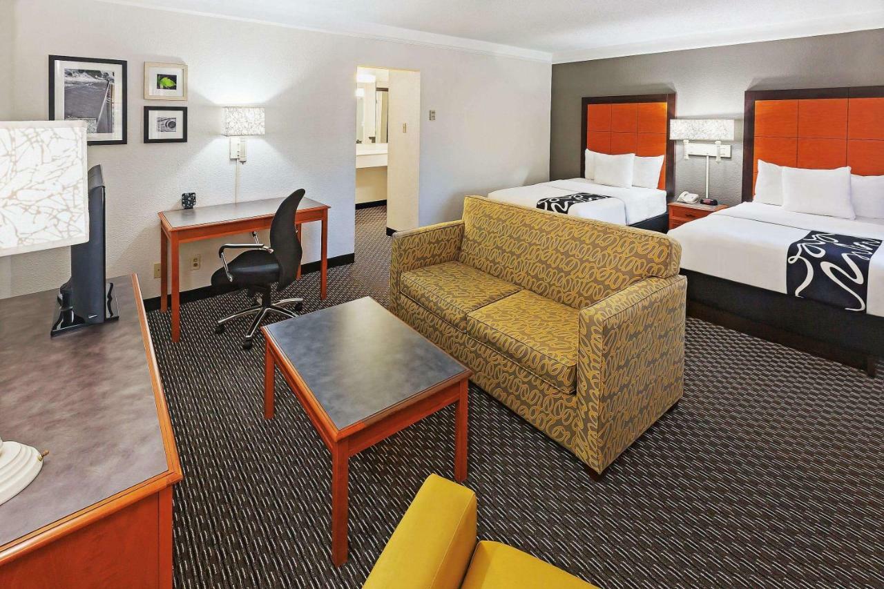 La Quinta Inn By Wyndham Dallas Uptown Esterno foto